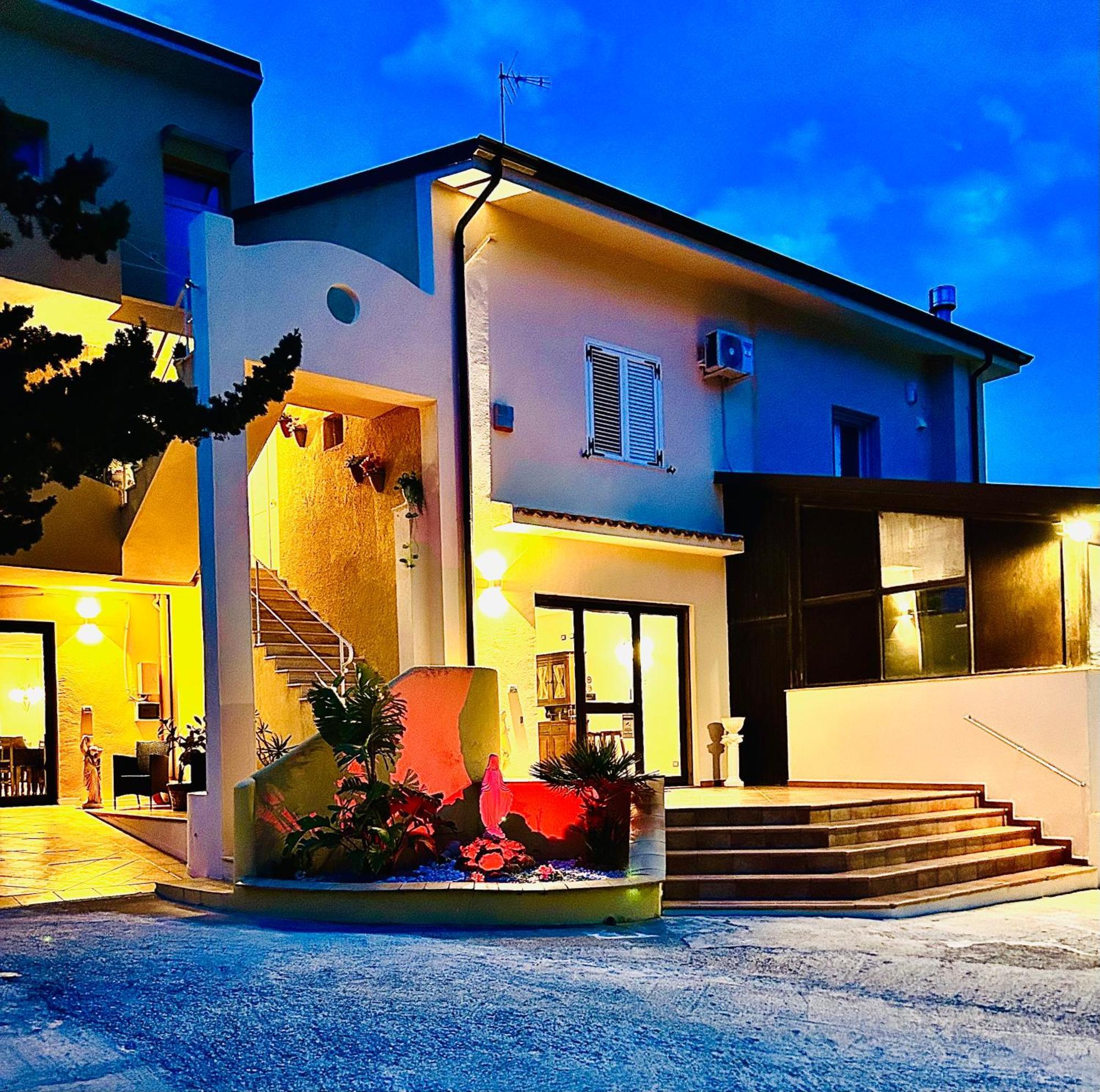 La Collina Sul Mare Bed and Breakfast Palma di Montechiaro Exteriör bild