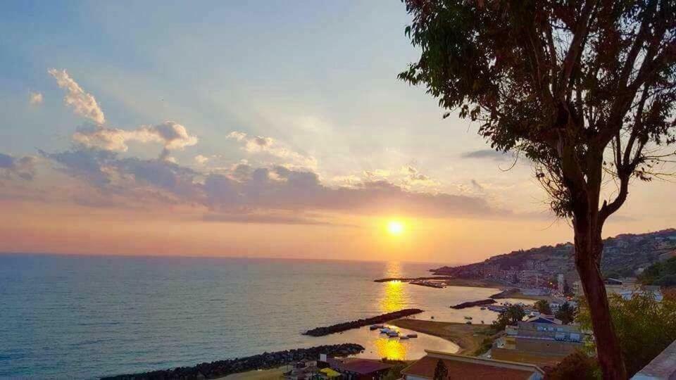 La Collina Sul Mare Bed and Breakfast Palma di Montechiaro Exteriör bild