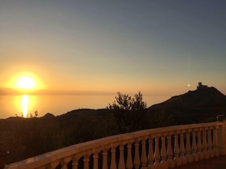 La Collina Sul Mare Bed and Breakfast Palma di Montechiaro Exteriör bild